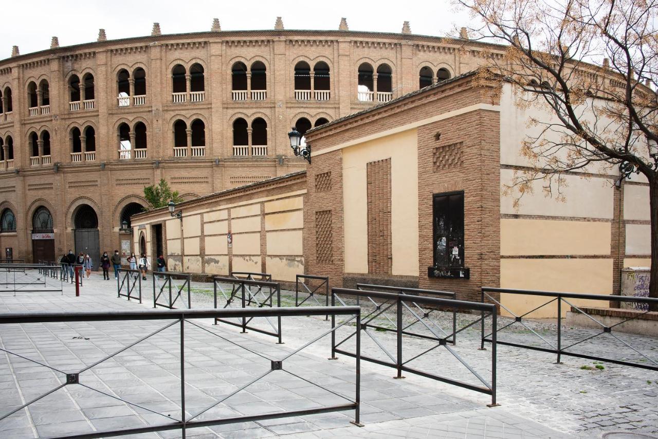 Duerme Junto A La Plaza De Toros De Granada. Apartman Kültér fotó